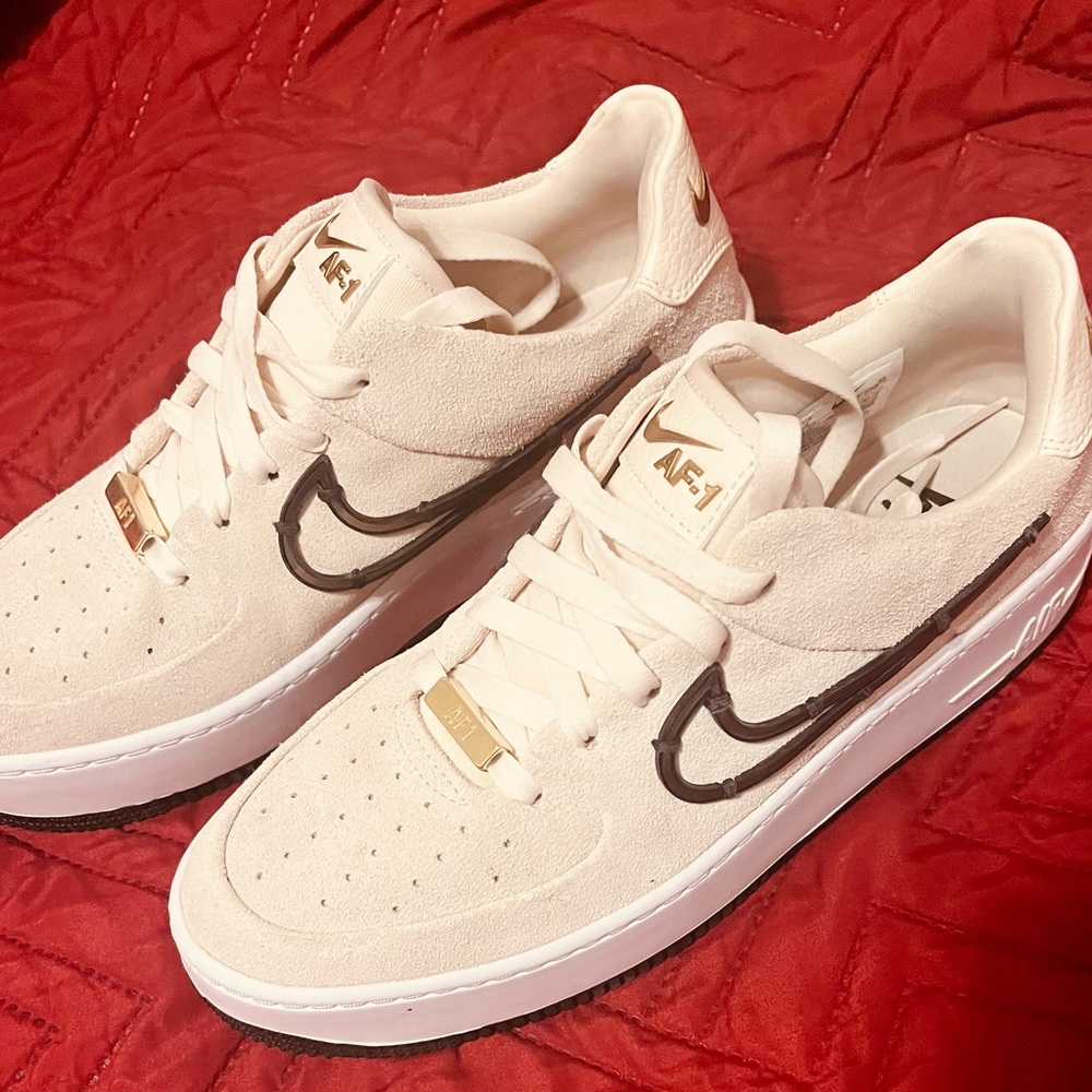 Suede Nike AF1 Sneakers